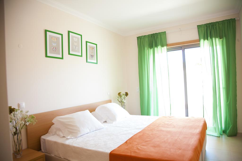 Vila Branca By Beach Rentals Albufeira Room photo